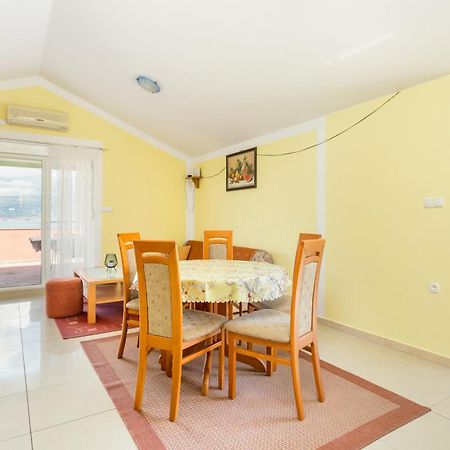 Apartments By The Sea Slatine, Ciovo - 11126 Екстер'єр фото