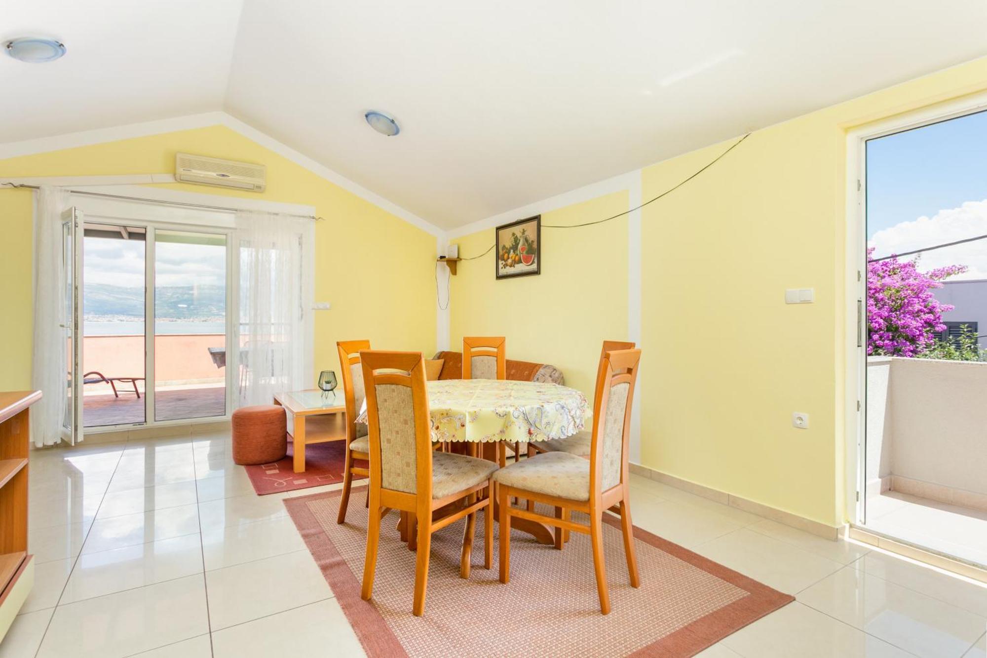 Apartments By The Sea Slatine, Ciovo - 11126 Екстер'єр фото